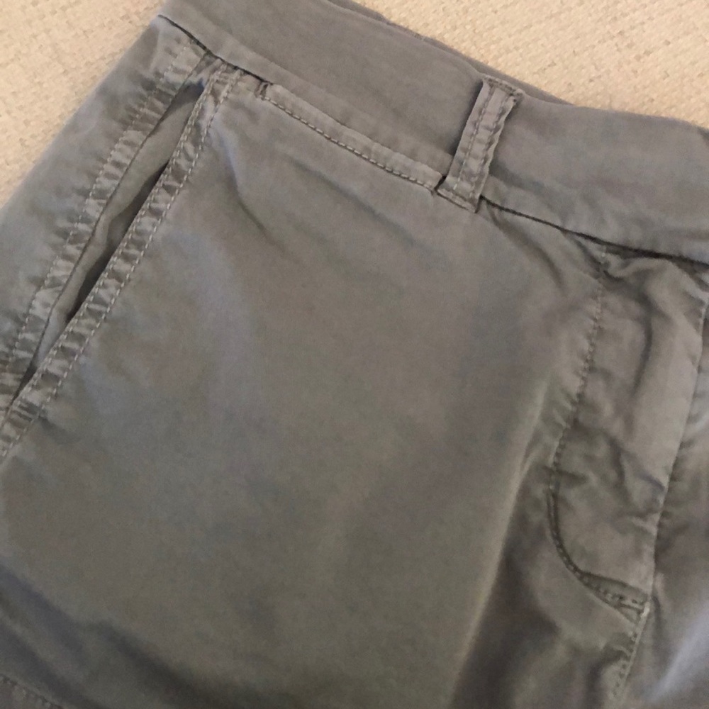 Vineyard Vines/J Crew chino short bundle - Picture 6 of 8